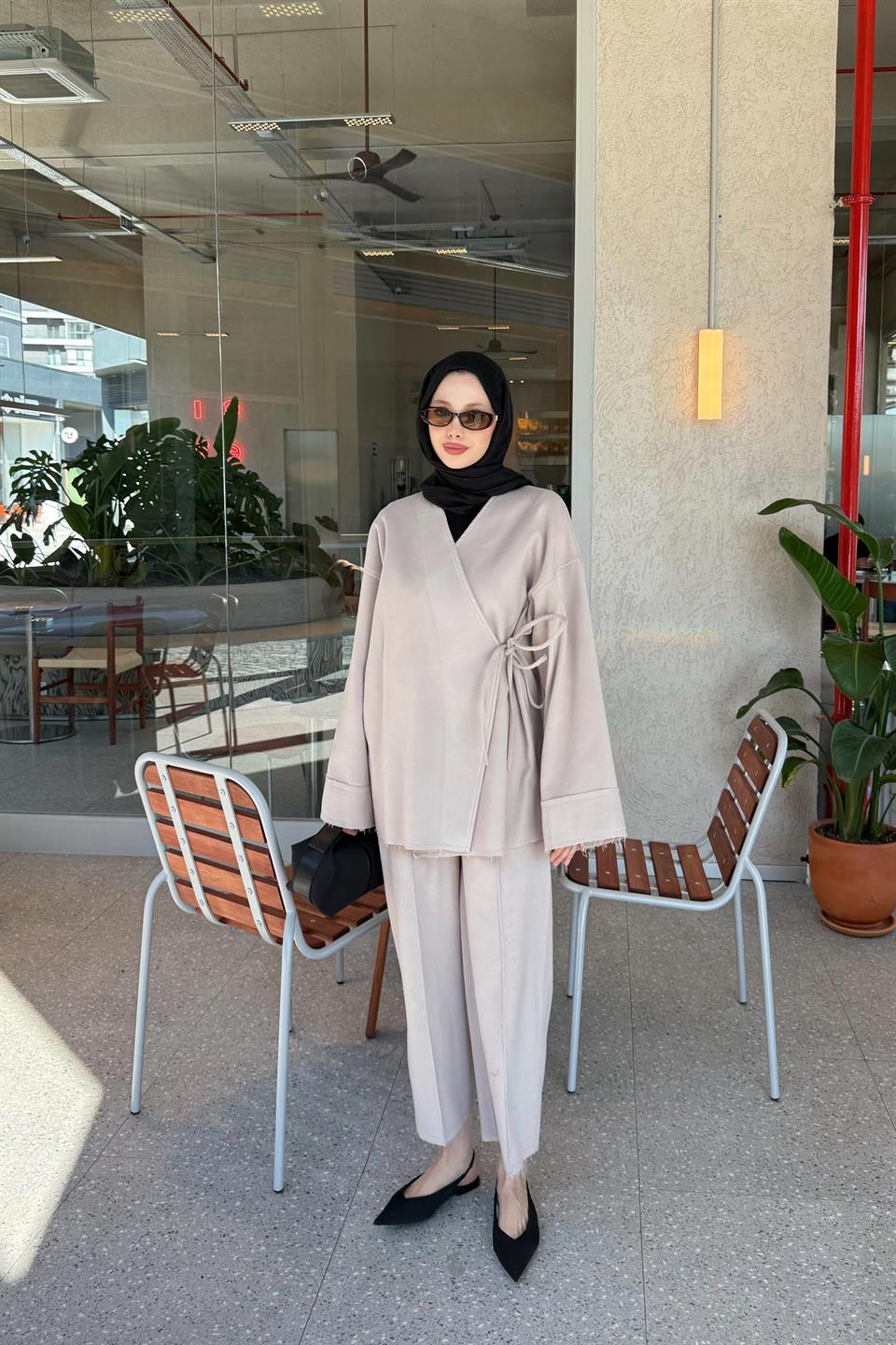 Bağlamalı Kaşe Takım - Taş