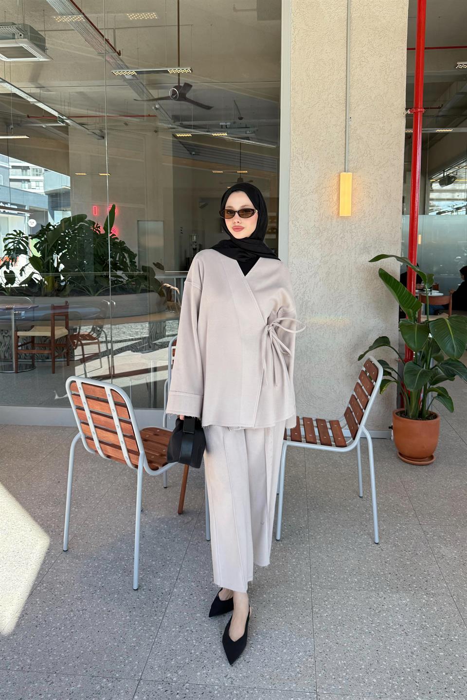 Bağlamalı Kaşe Takım - Taş