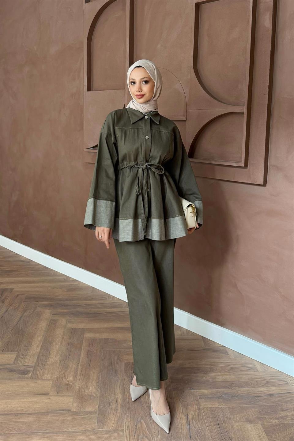 Belden Bağlamalı Pantolonlu Takım - Haki
