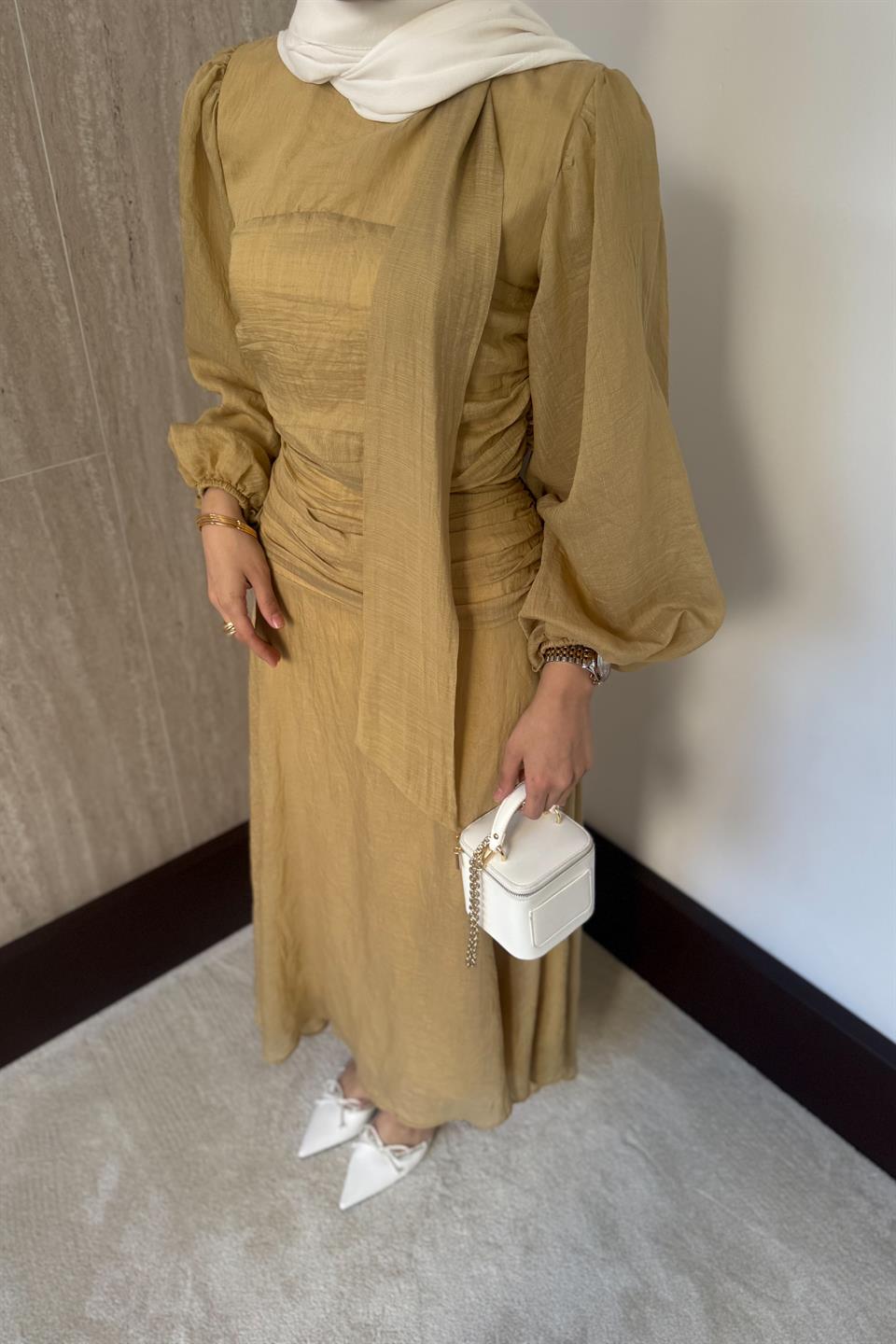 Belden Oturtmalı Elbise - Haki