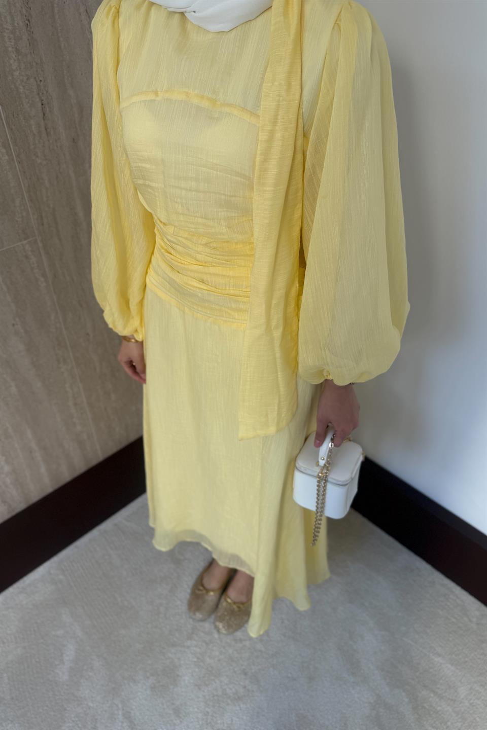 Belden Oturtmalı Elbise - Sarı