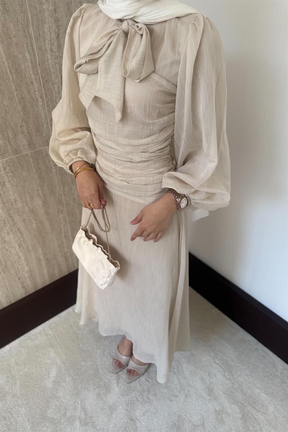 Belden Oturtmalı Elbise - Taş