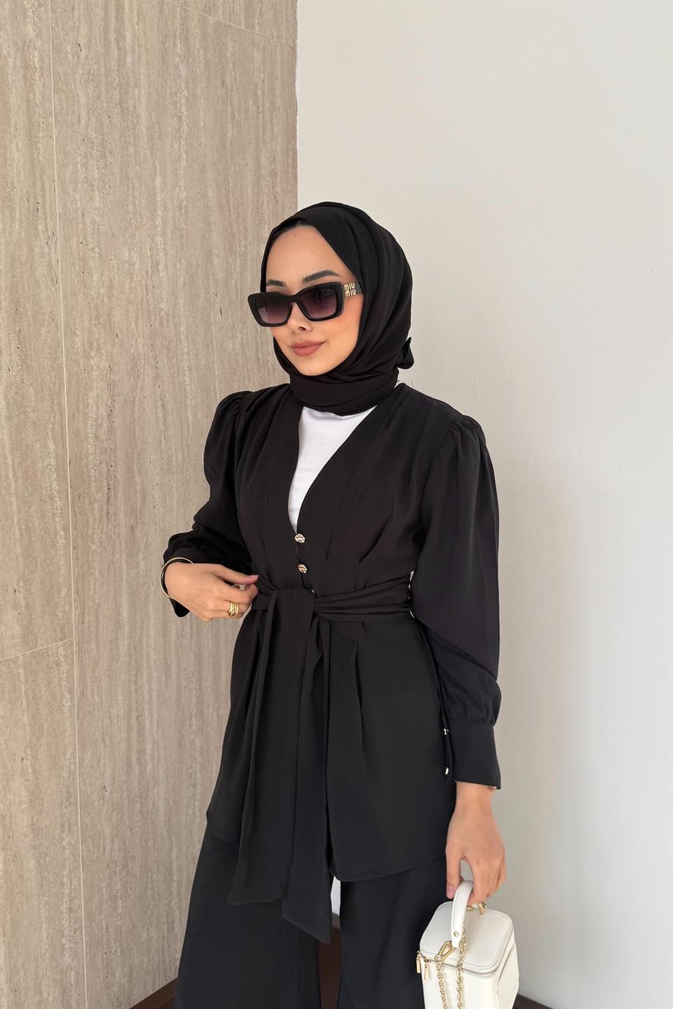 Belden Oturtmalı Model Pantolonlu Takım - Siyah