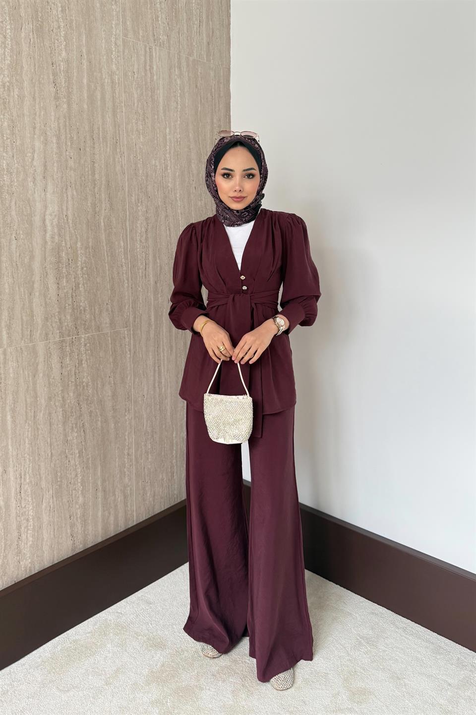 Belden Oturtmalı Model Pantolonlu Takım - Bordo
