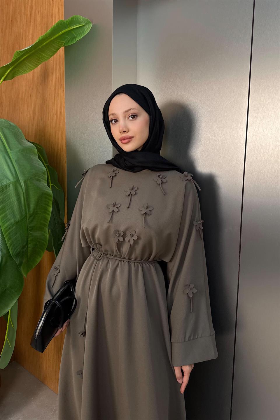 Flower Detailed Dress - Brown