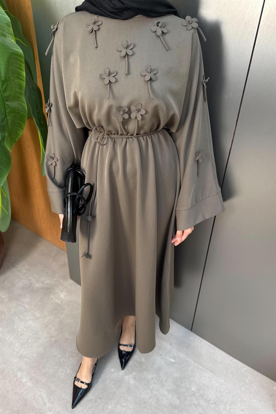 Flower Detailed Dress - Brown