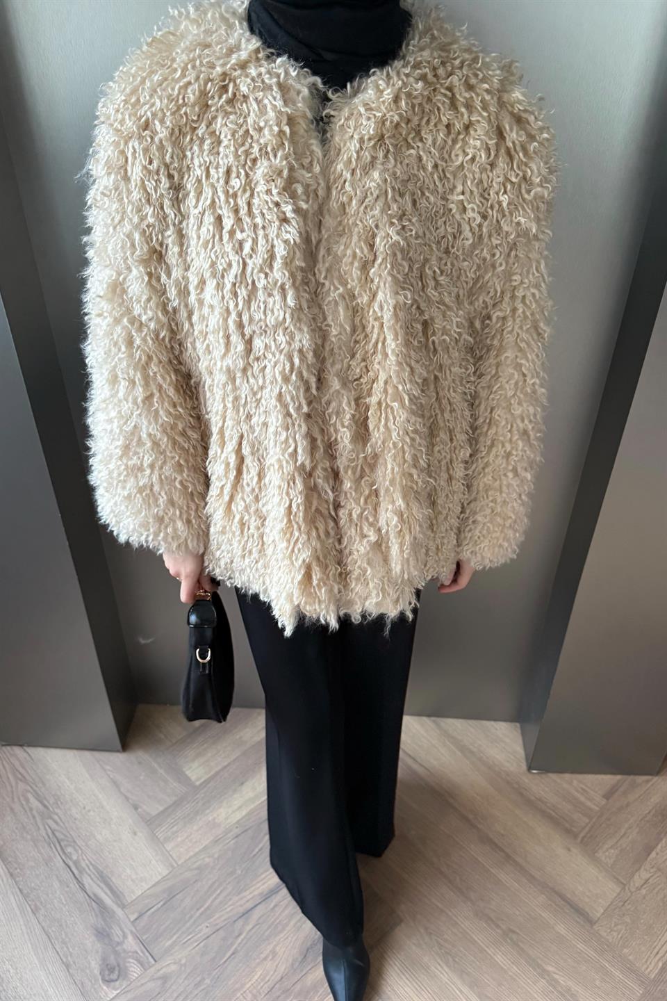 Curly Peluş Kaban - Bej