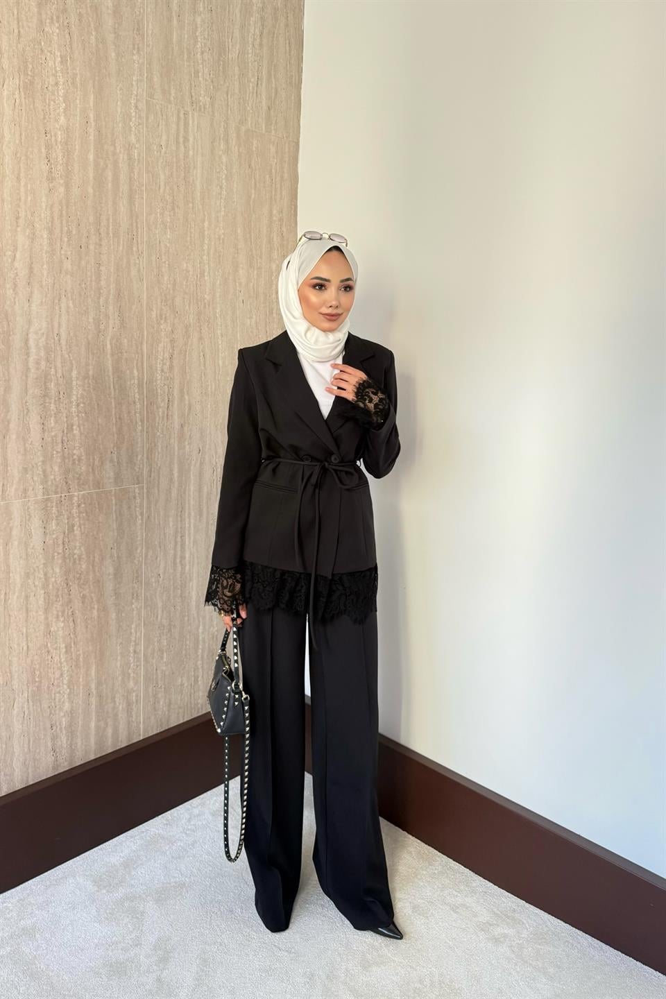 Dantelli Blazer Ceketli Pantolonlu Takım - Siyah