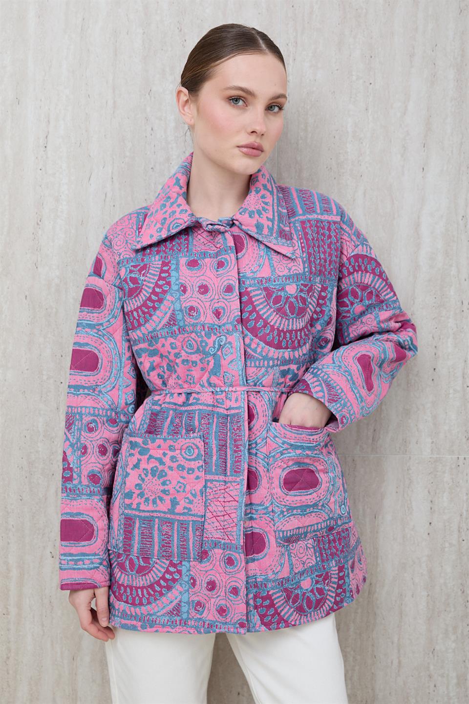Desenli Kapitone Ceket - Pembe