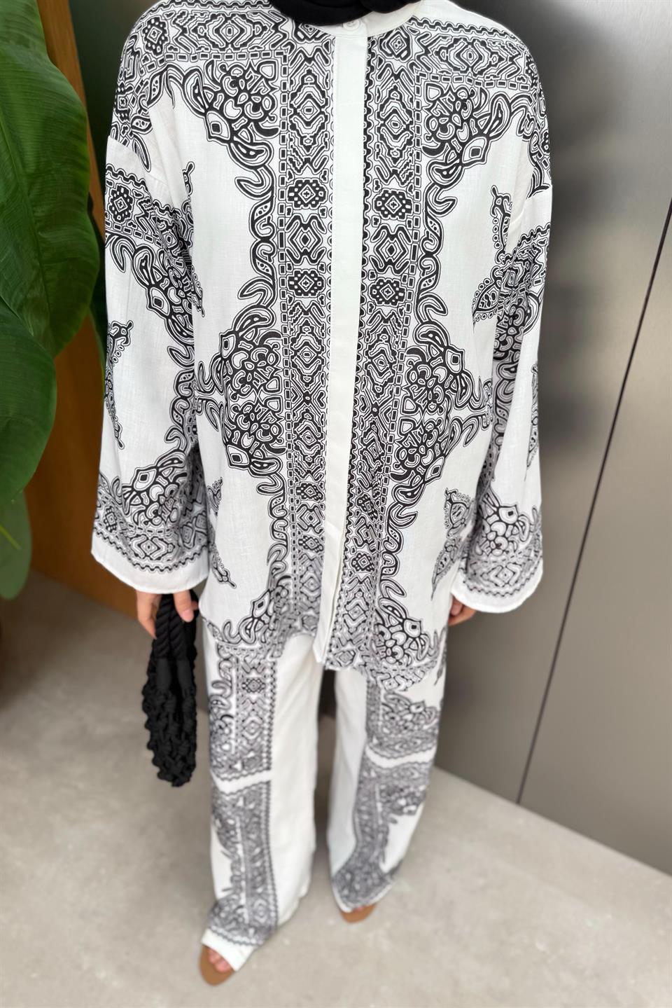 Patterned Linen Trouser Suit - Black