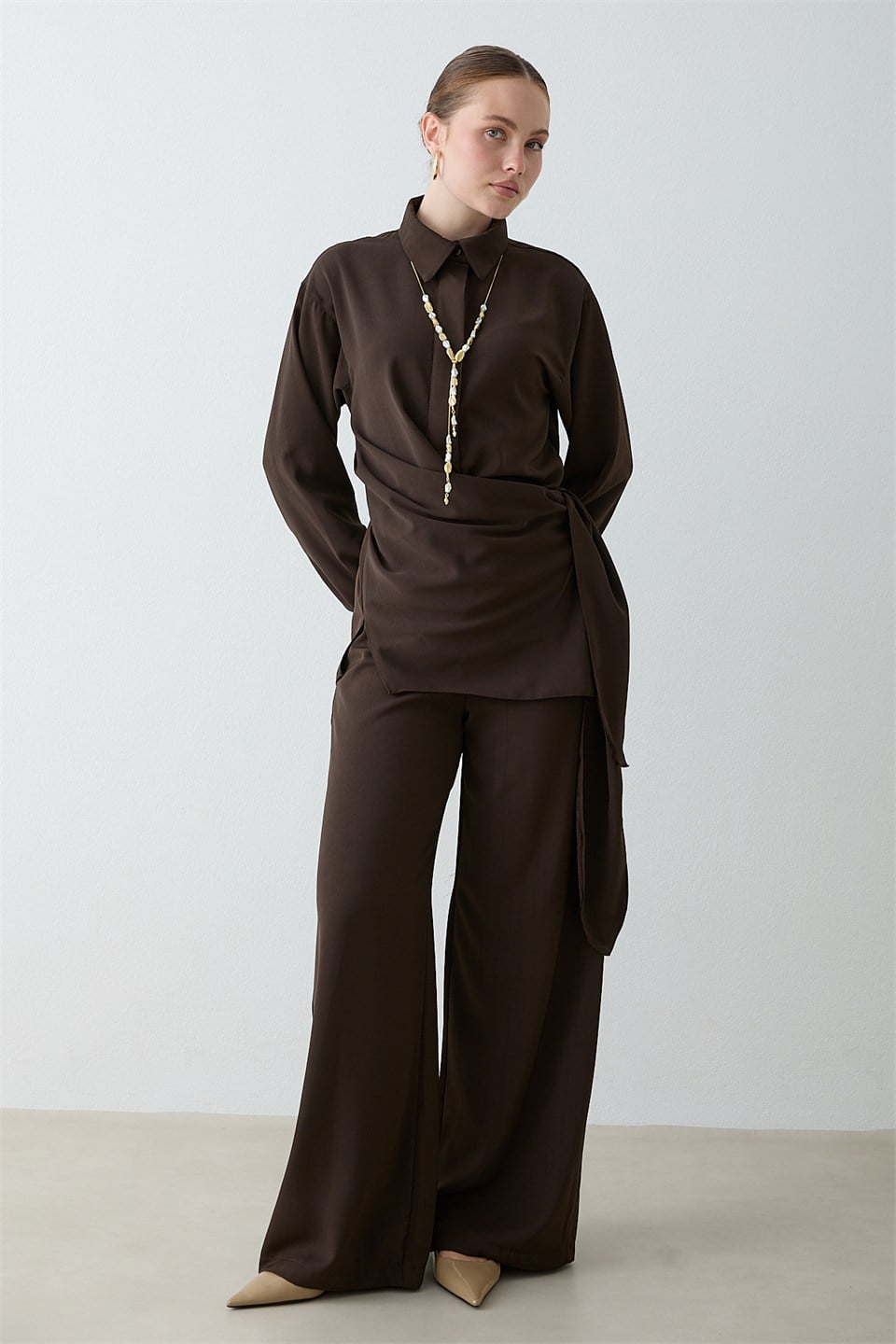 Drape Bağlamalı Pantolonlu Takım - Kahve