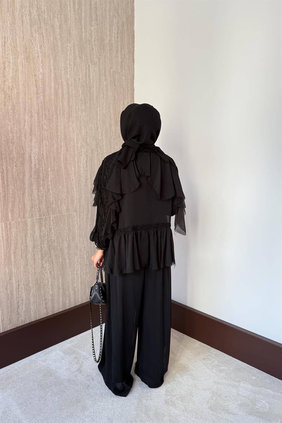 Eva Güpürlü Pantolonlu Takım - Siyah