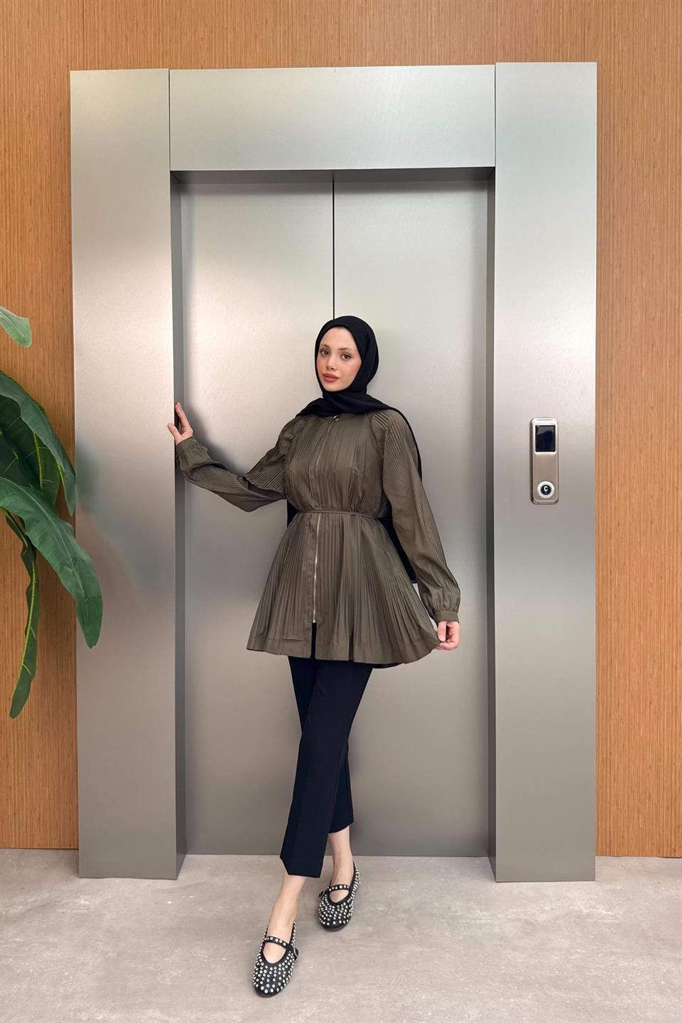 Zippered Pleated Trench Coat - Green