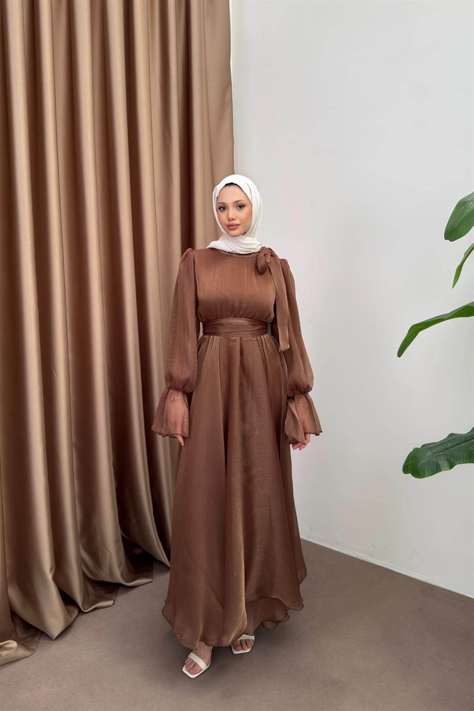 Fiyonk Bağlamalı Şifon Elbise - Kahve