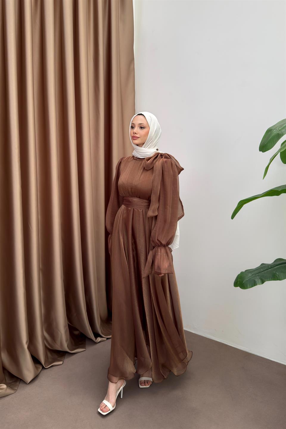 Fiyonk Bağlamalı Şifon Elbise - Kahve