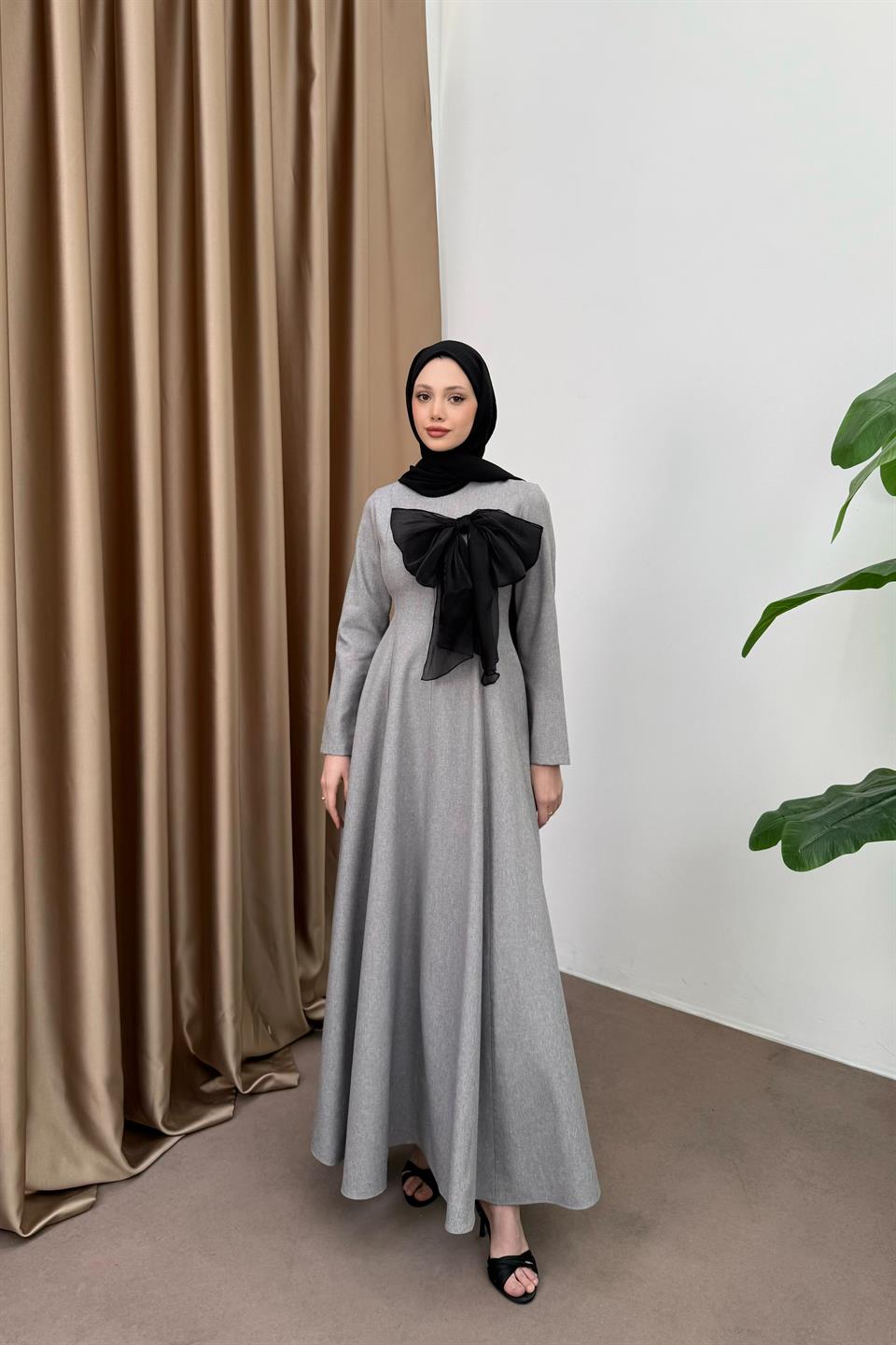 Fiyonklu Belden Oturtmalı Elbise - Gri