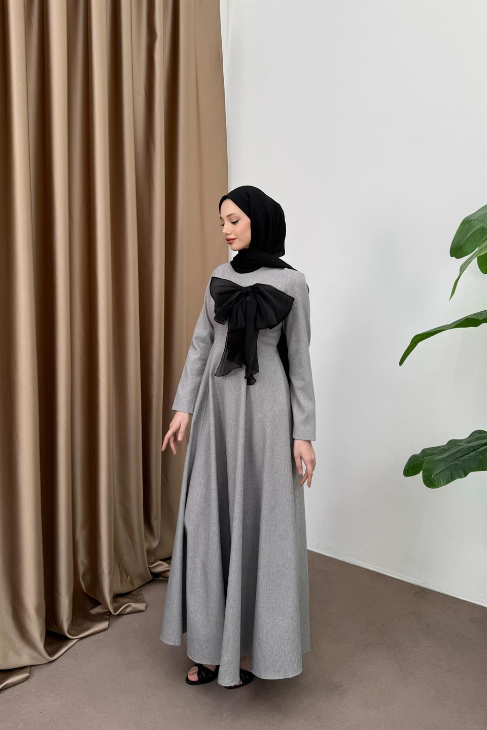 Fiyonklu Belden Oturtmalı Elbise - Gri