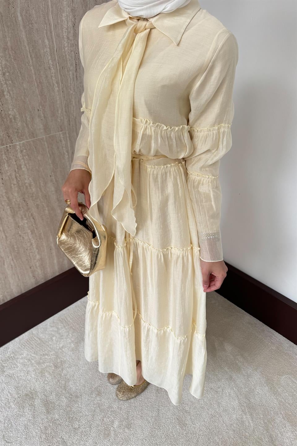 Fular Bağlamalı Vual Elbise - Bej