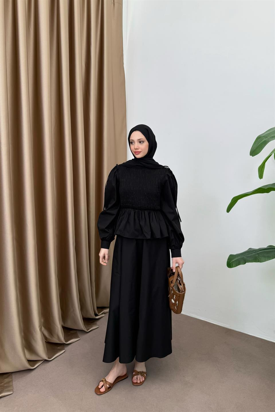 Gipe Detailed Skirt Suit - Black