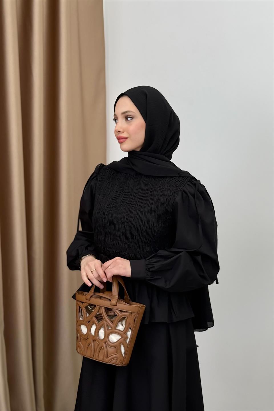 Gipe Detailed Skirt Suit - Black