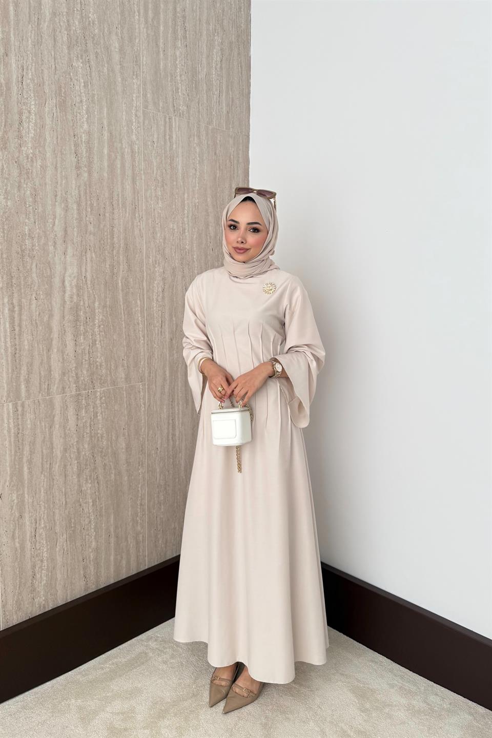 Gold Aksesuarlı Poplin Elbise - Bej