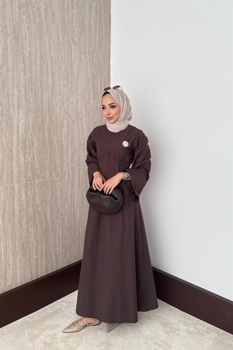 Gold Aksesuarlı Poplin Elbise - Kahve