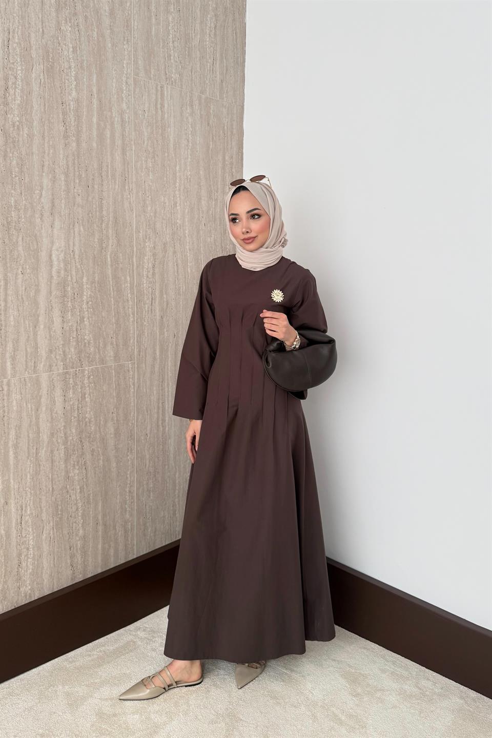 Gold Aksesuarlı Poplin Elbise - Kahve