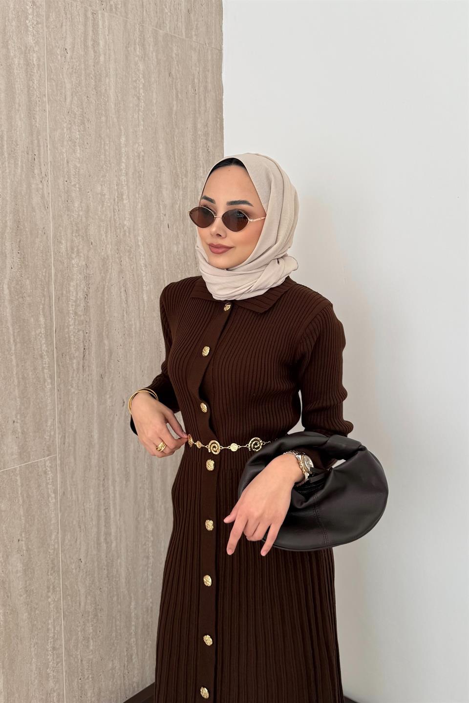 Gold Buttoned Knit Dress - Brown