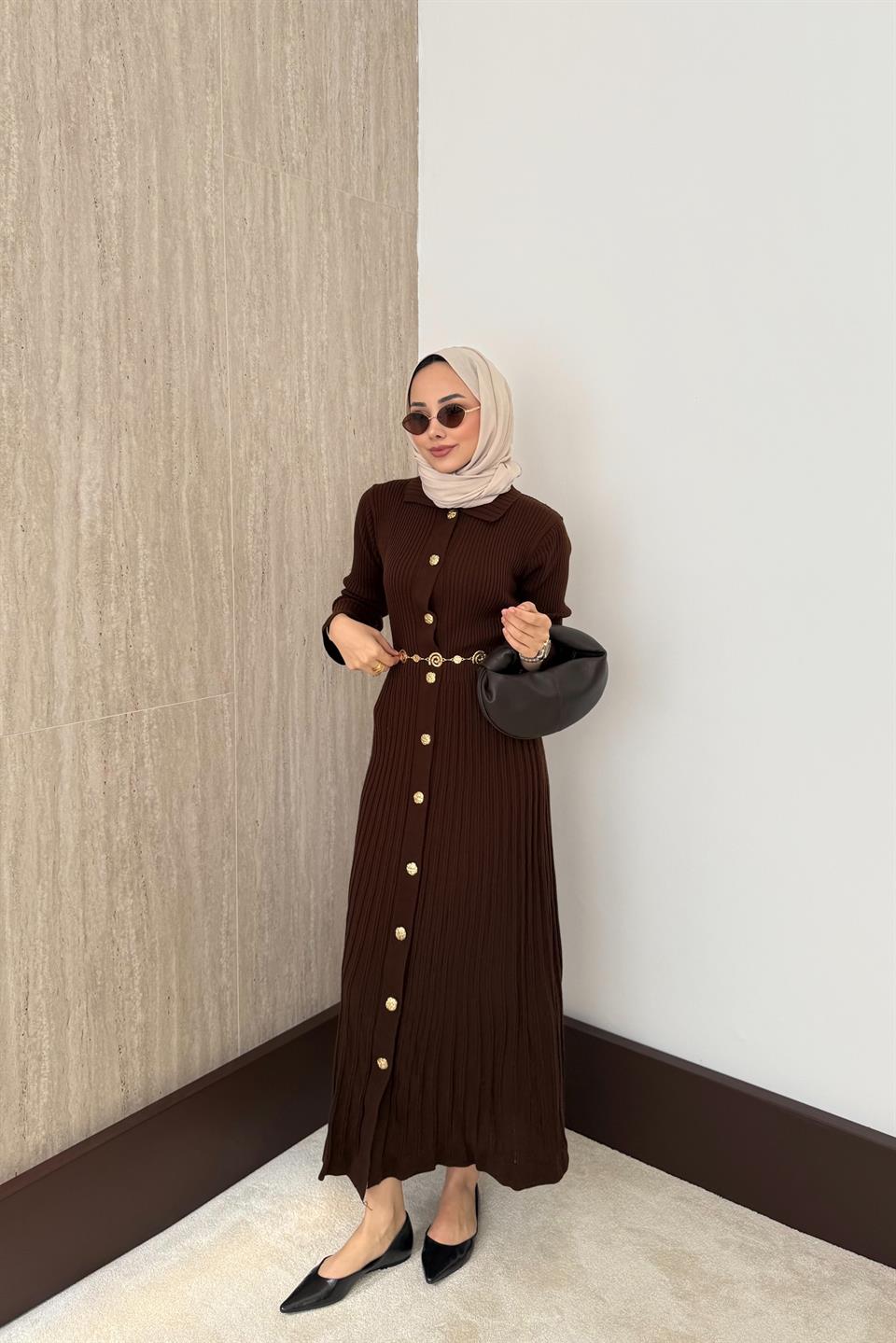 Gold Buttoned Knit Dress - Brown