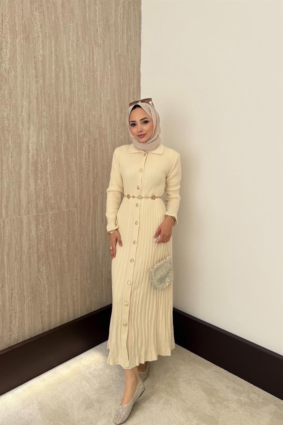 Gold Buttoned Knit Dress - Beige