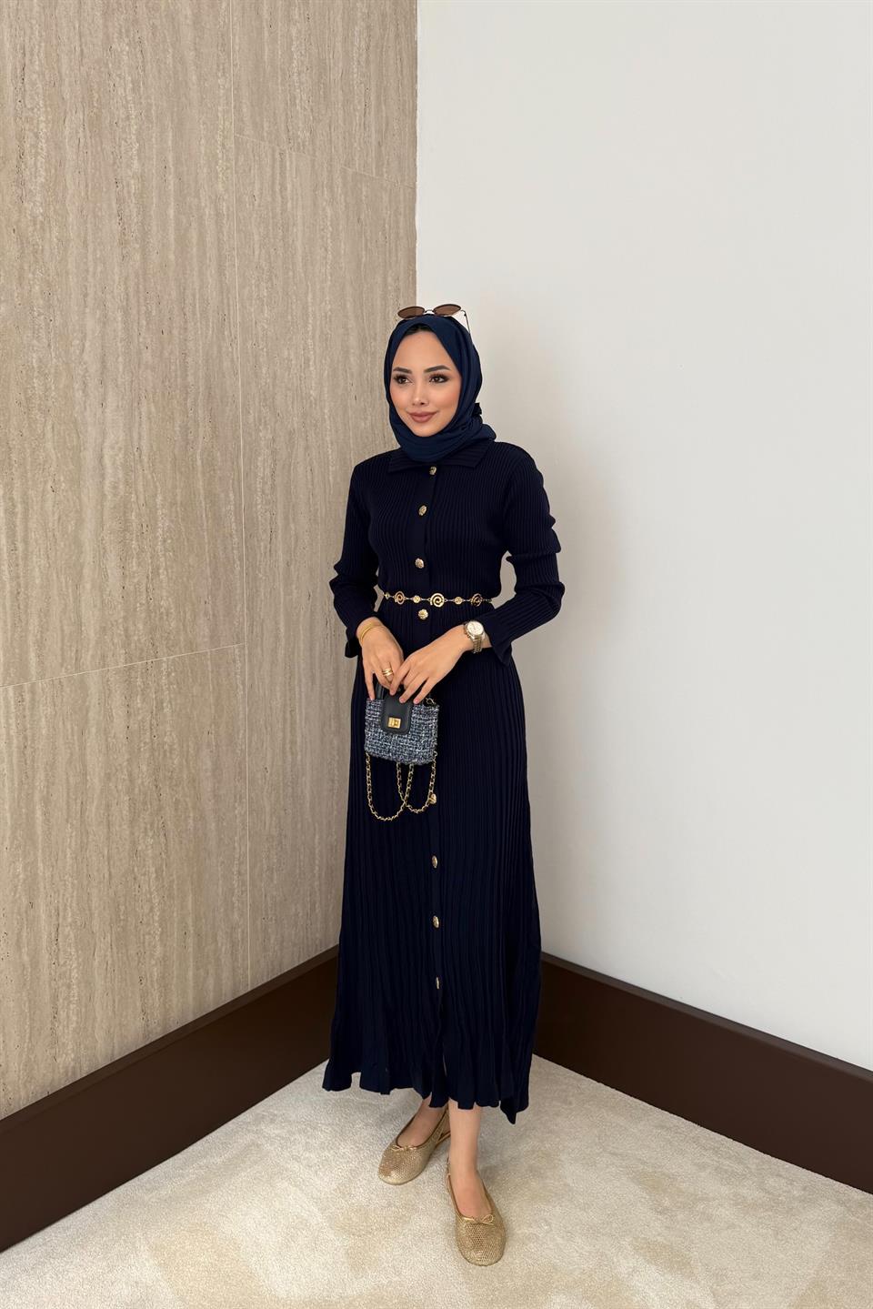 Gold Buttoned Knit Dress - Navy blue