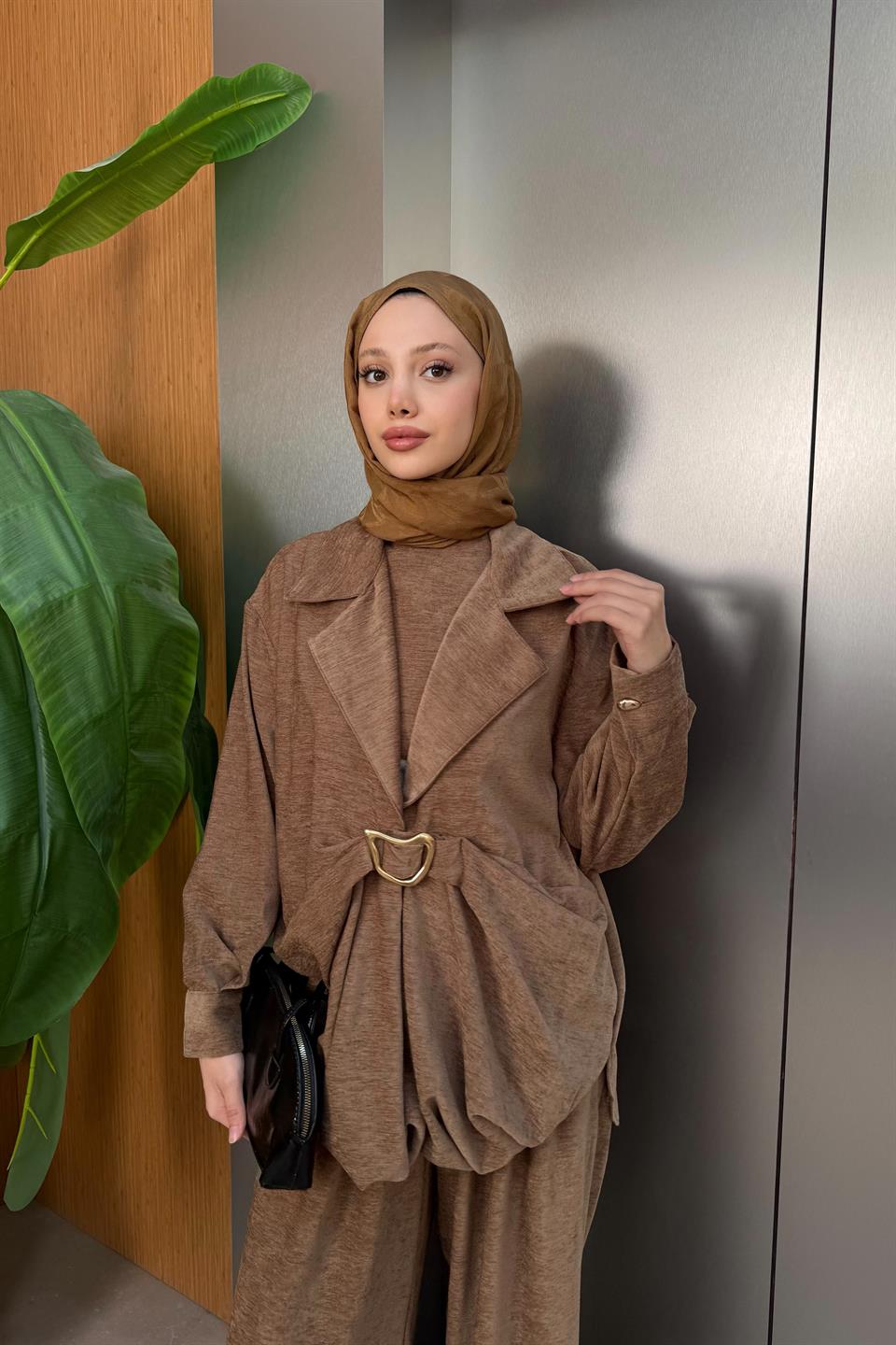 Gold Tokalı Süet Takım - Camel