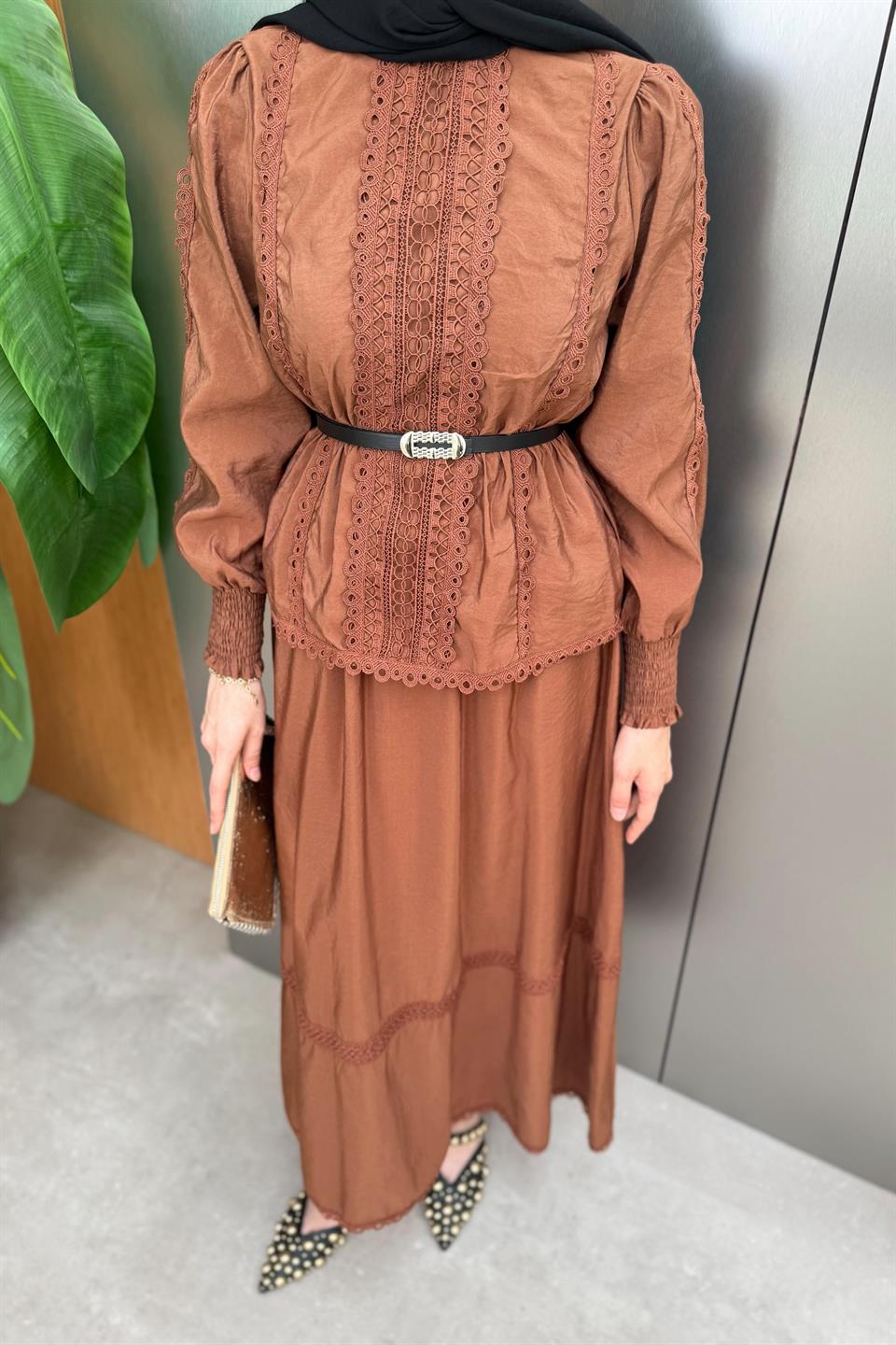 Belted Lace Skirt Suit - Brown