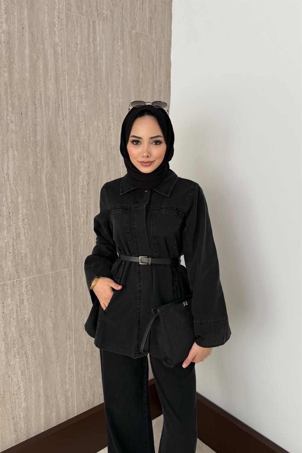 Kemerli Kot Pantolonlu Takım - Siyah