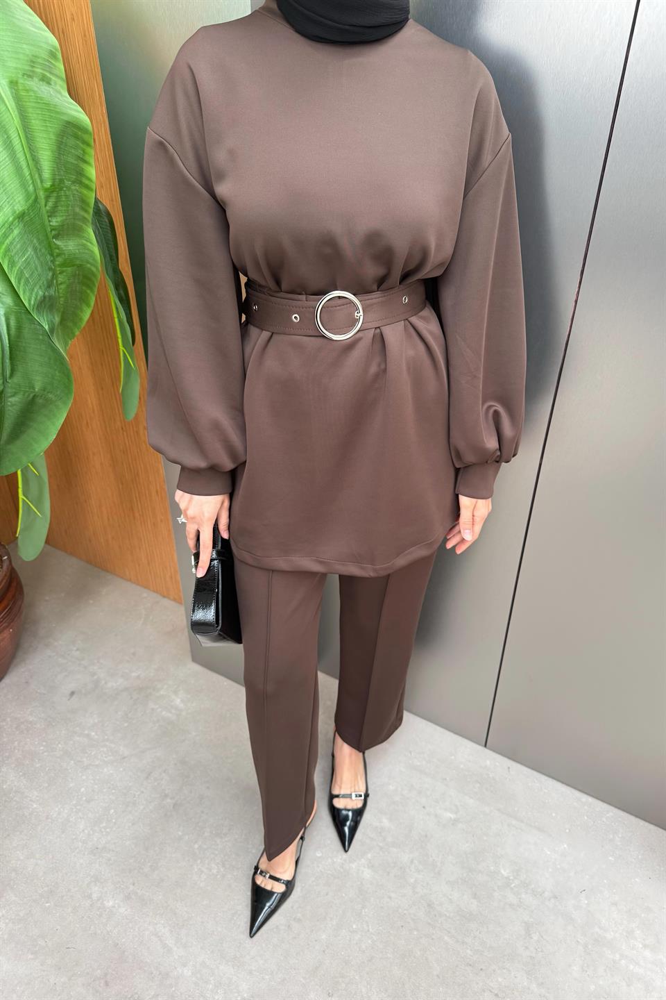 Kemerli Scuba Pantolonlu Takım - Kahve