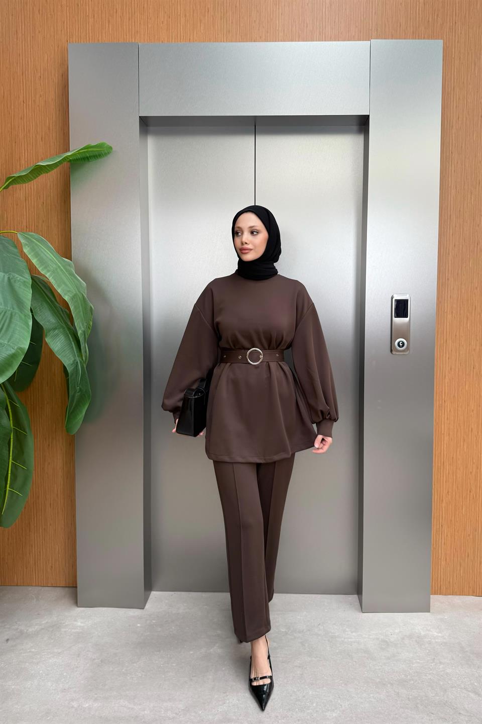 Kemerli Scuba Pantolonlu Takım - Kahve