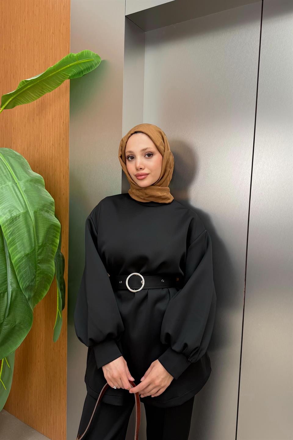 Kemerli Scuba Pantolonlu Takım - Siyah