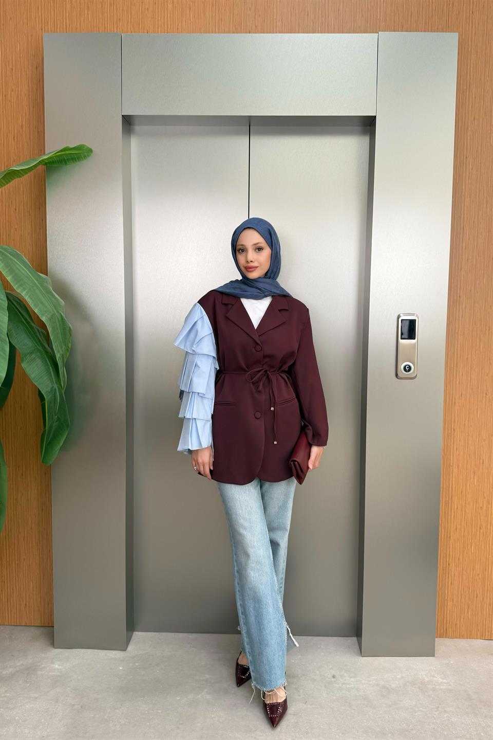  Premium Jacket with Sleeve Detail - Burgundy 