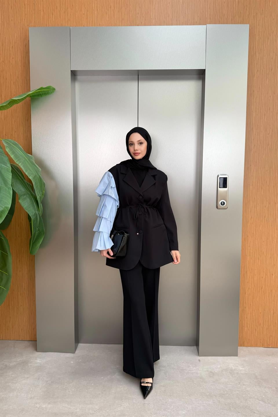  Premium Jacket with Sleeve Detail  - Black 