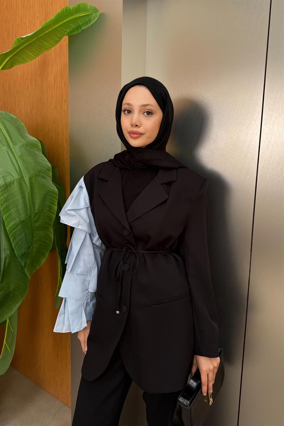  Premium Jacket with Sleeve Detail  - Black 
