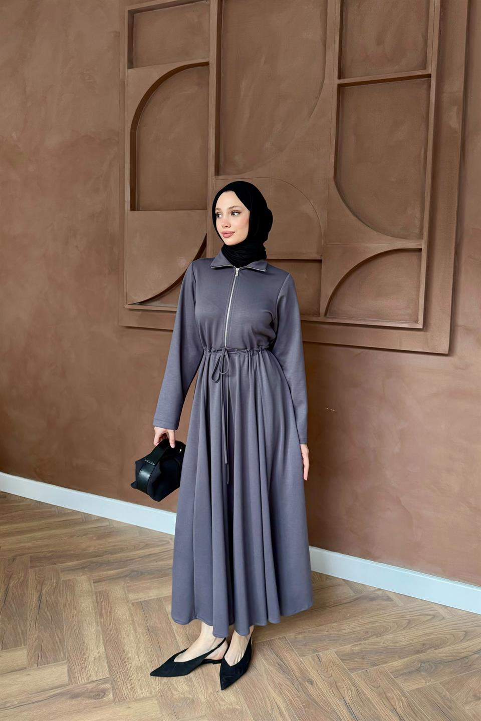 Scuba Dress with Bridge Belt - Gray