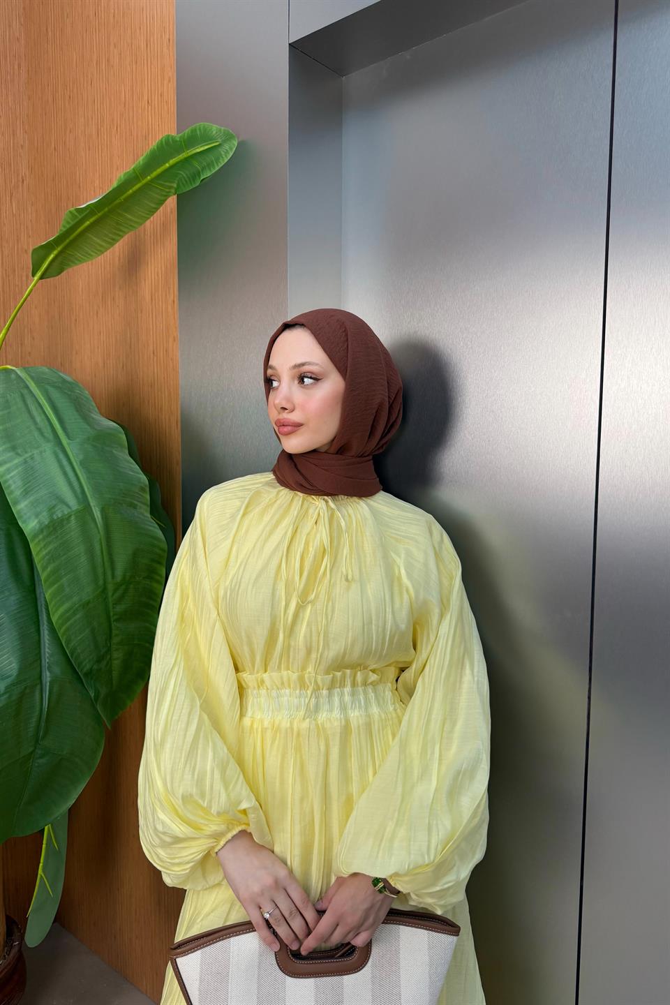 Knitted Skirt Suit - Yellow