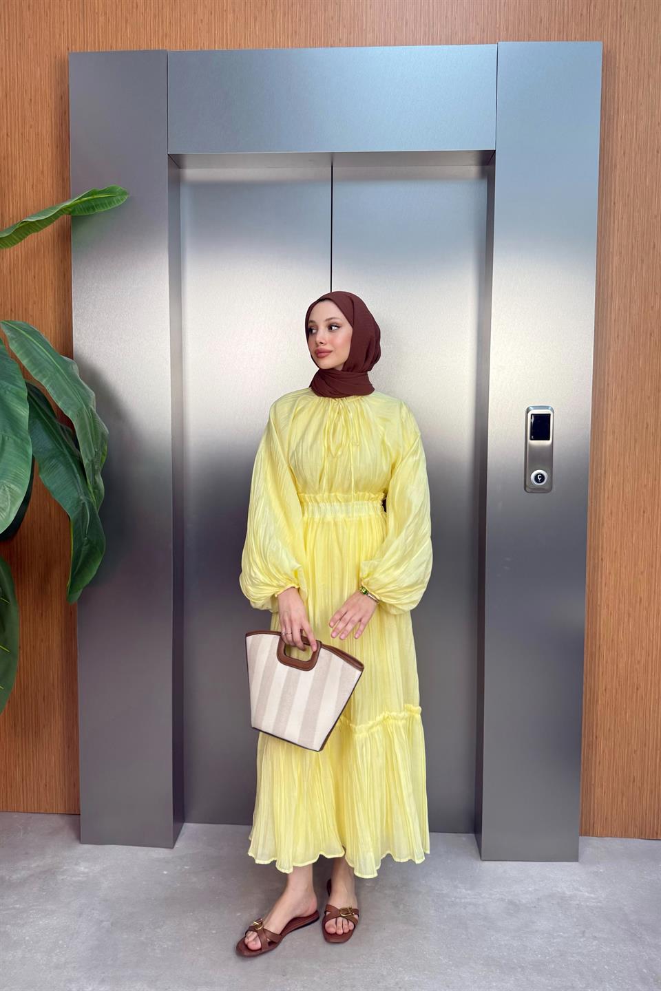 Knitted Skirt Suit - Yellow