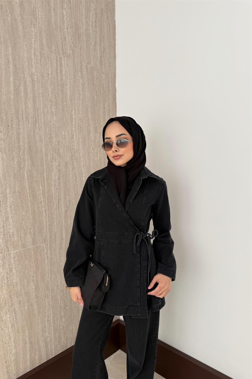 Kruvaze Yaka Bağlamalı Kot Takım - Siyah