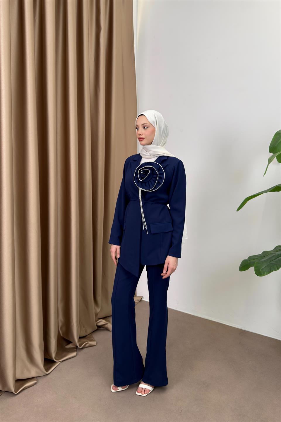 Double Breasted Floral Accessory Suit - Blue