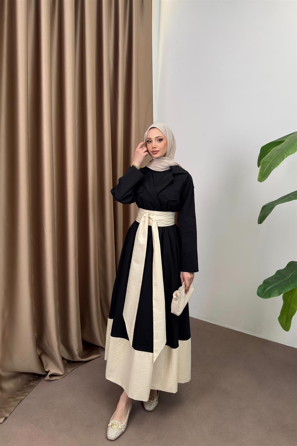 Kruvaze Yaka Garnili Elbise - Siyah