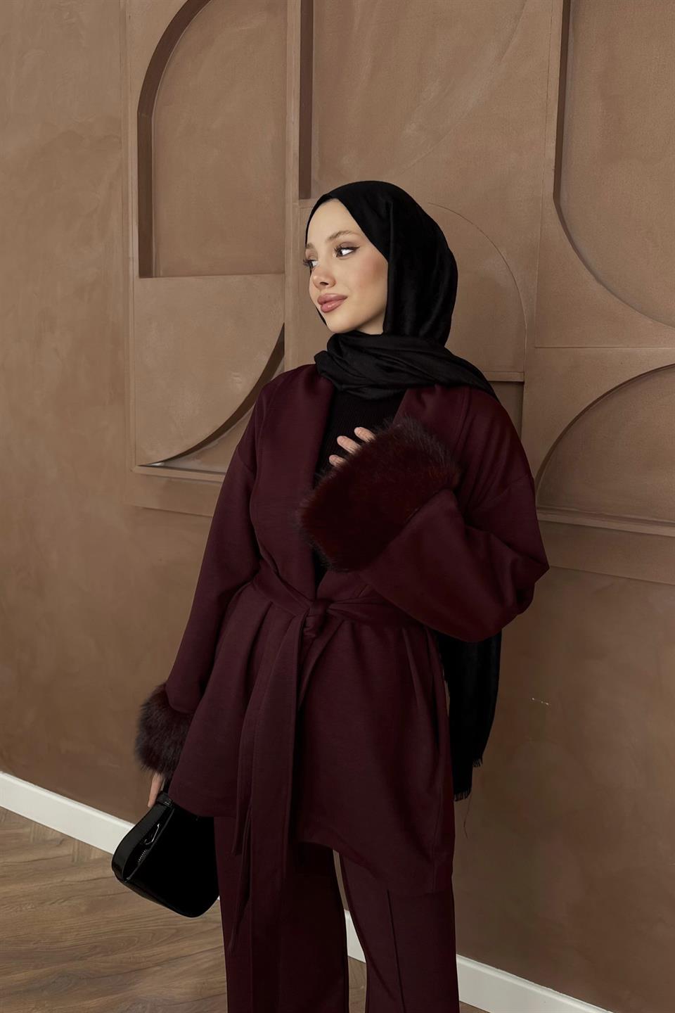 Kürk Kol Detaylı Pantolonlu Takım - Mürdüm