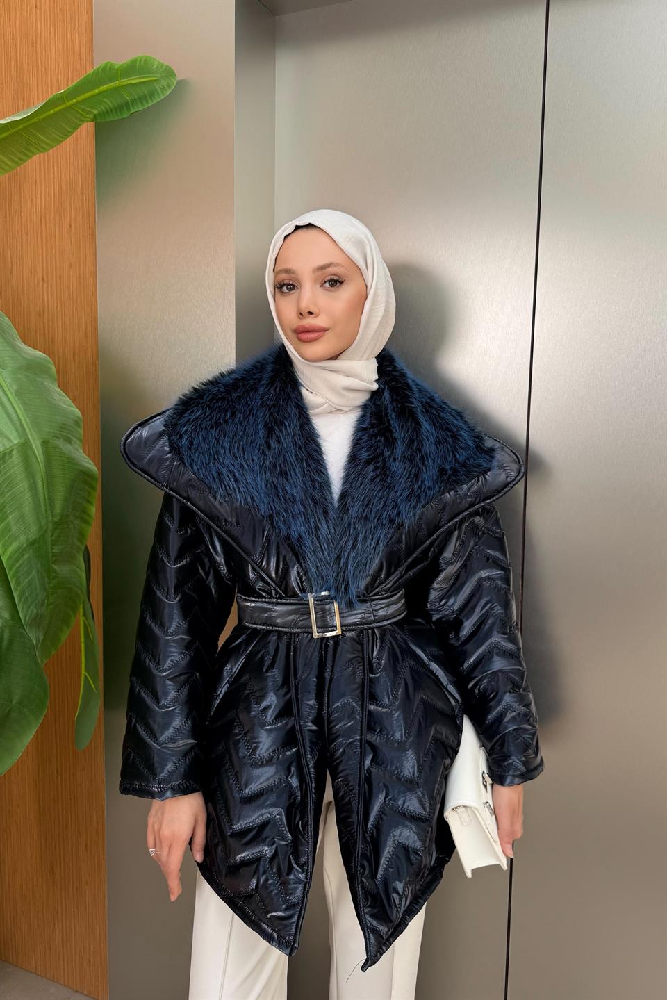 Fur Collar Coat - Navy blue 