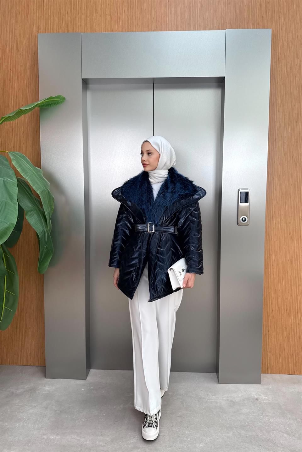 Fur Collar Coat - Navy blue 