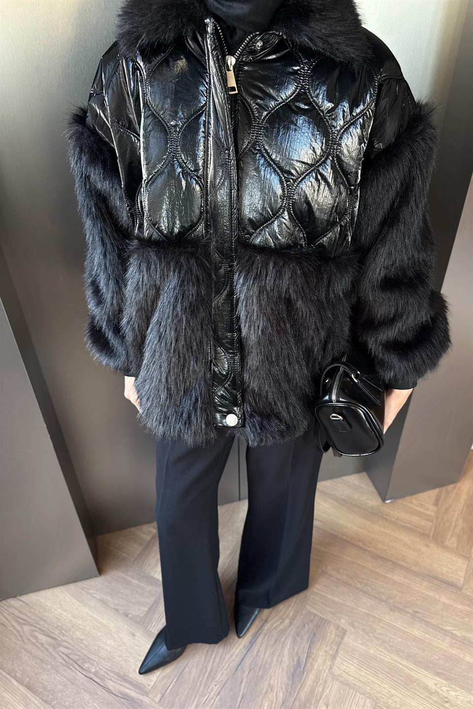 Kürklü Kapitone Mont - Siyah